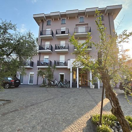 Hotel San Giorgio Arco Esterno foto